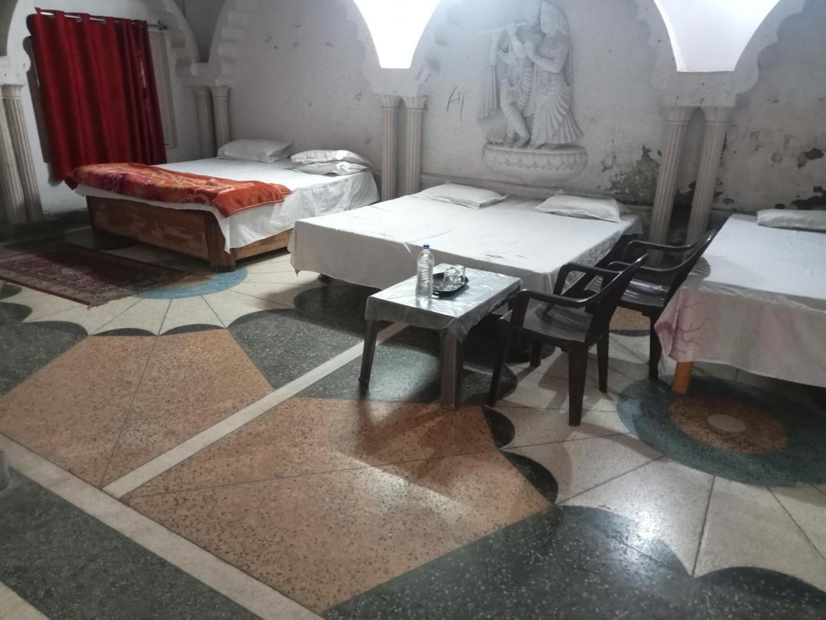 Somnath Guest house *