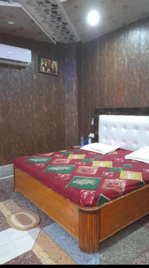 Guest house Somnath
